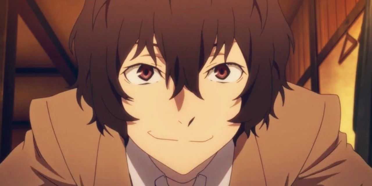Dazai Osamu s úsmevom v popoludňajších hodinách Bungo túlavé psy