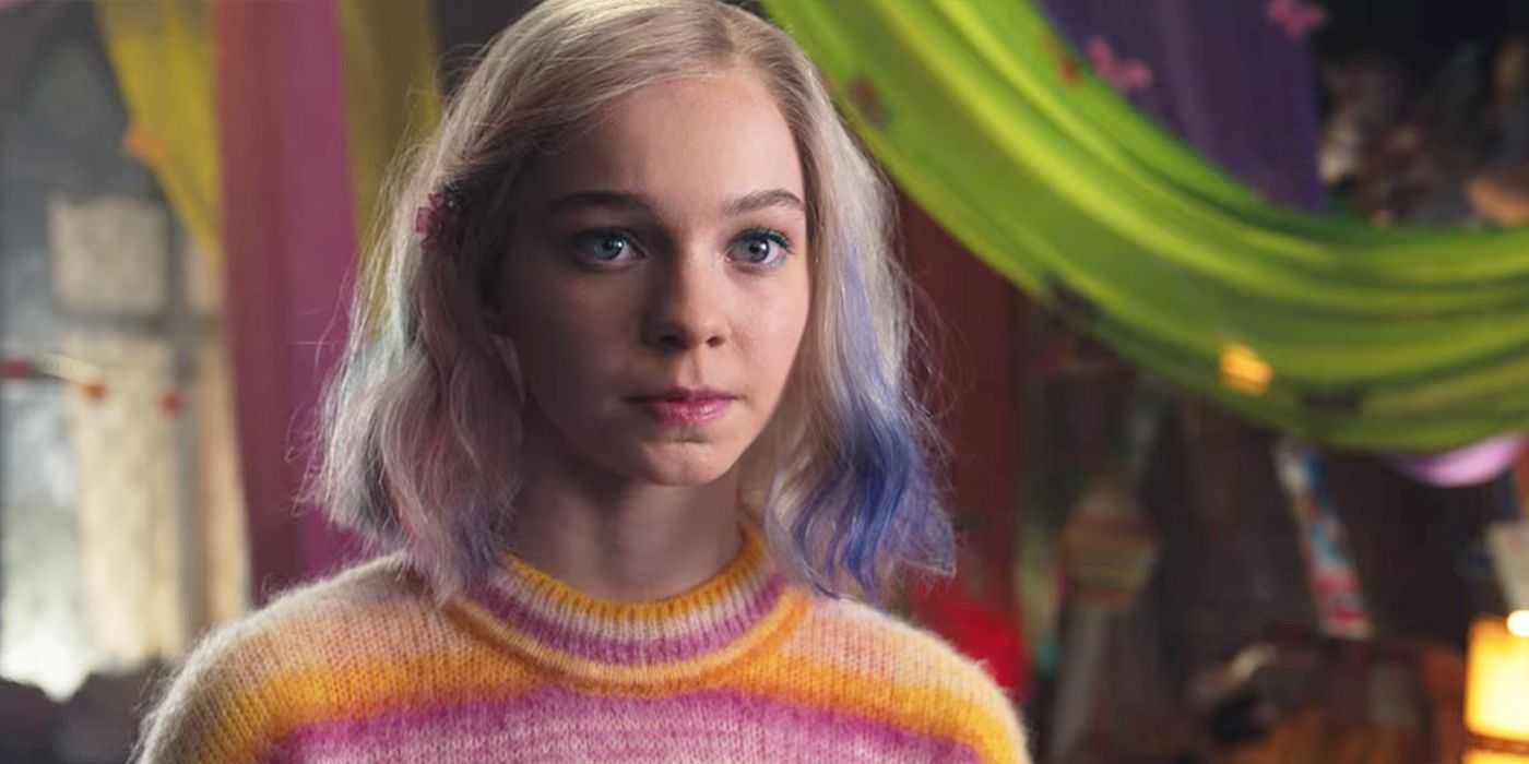 Emma Myers als Enid in Netflix