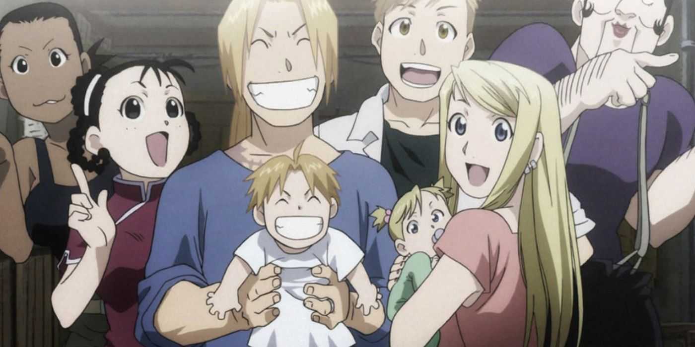 Edward Elric y Winry Rockbell después de casarse y tener hijos al final de Fullmetal Alchemist: Brotherhood.