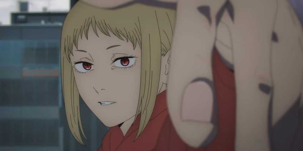 Akane Sawatari gesticulando en Chainsaw Man