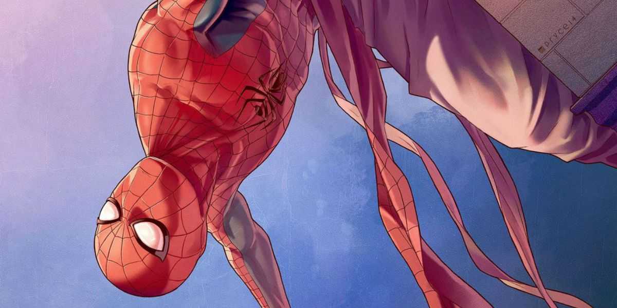 Spider-Man India pózuje dolu hlavou vo svojej uniforme Spider-Mana v Marvel Comics