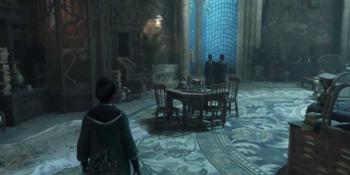 Der Slytherin-Gemeinschaftsraum in Hogwarts Legacy