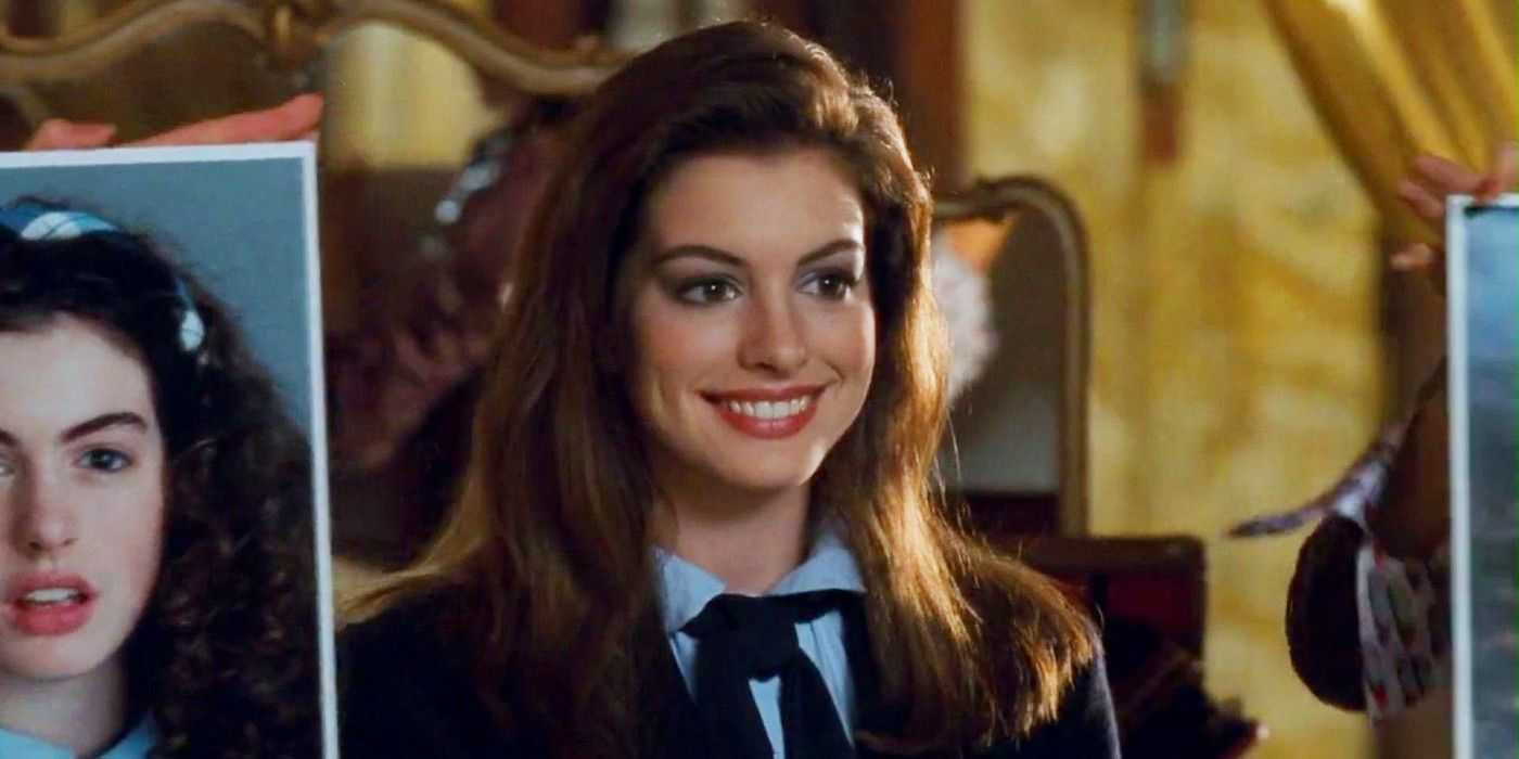 Mia (Anne Hathaway) de Princess Diaries sonríe después de su cambio de imagen