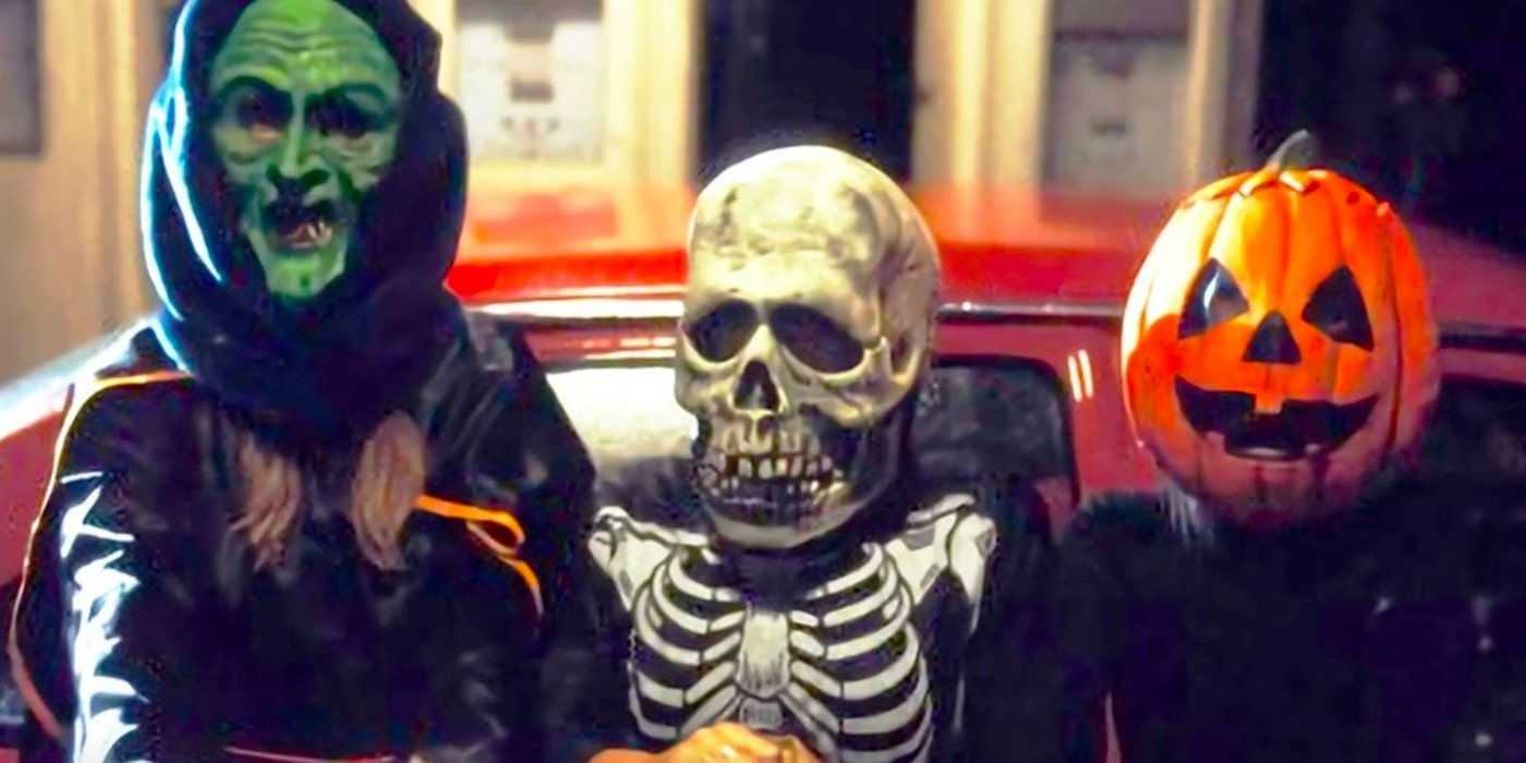 Deti v trikových kostýmoch na Halloween III
