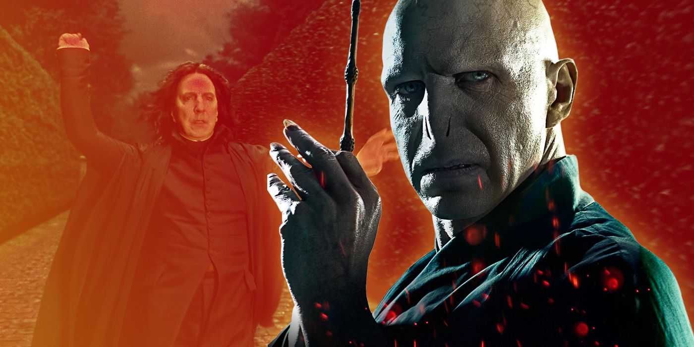 Voldemort aus Harry Potter mit Severus Snape, der im Hintergrund einen Zauber spricht