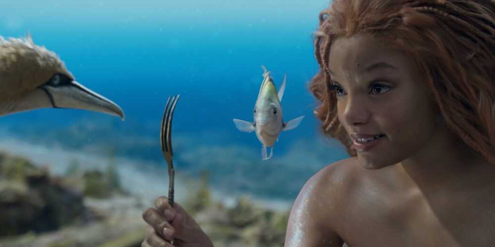 Ariel (Halle Bailey) ve Flounder, Küçük Denizkızı canlı aksiyonlarında Scuttle