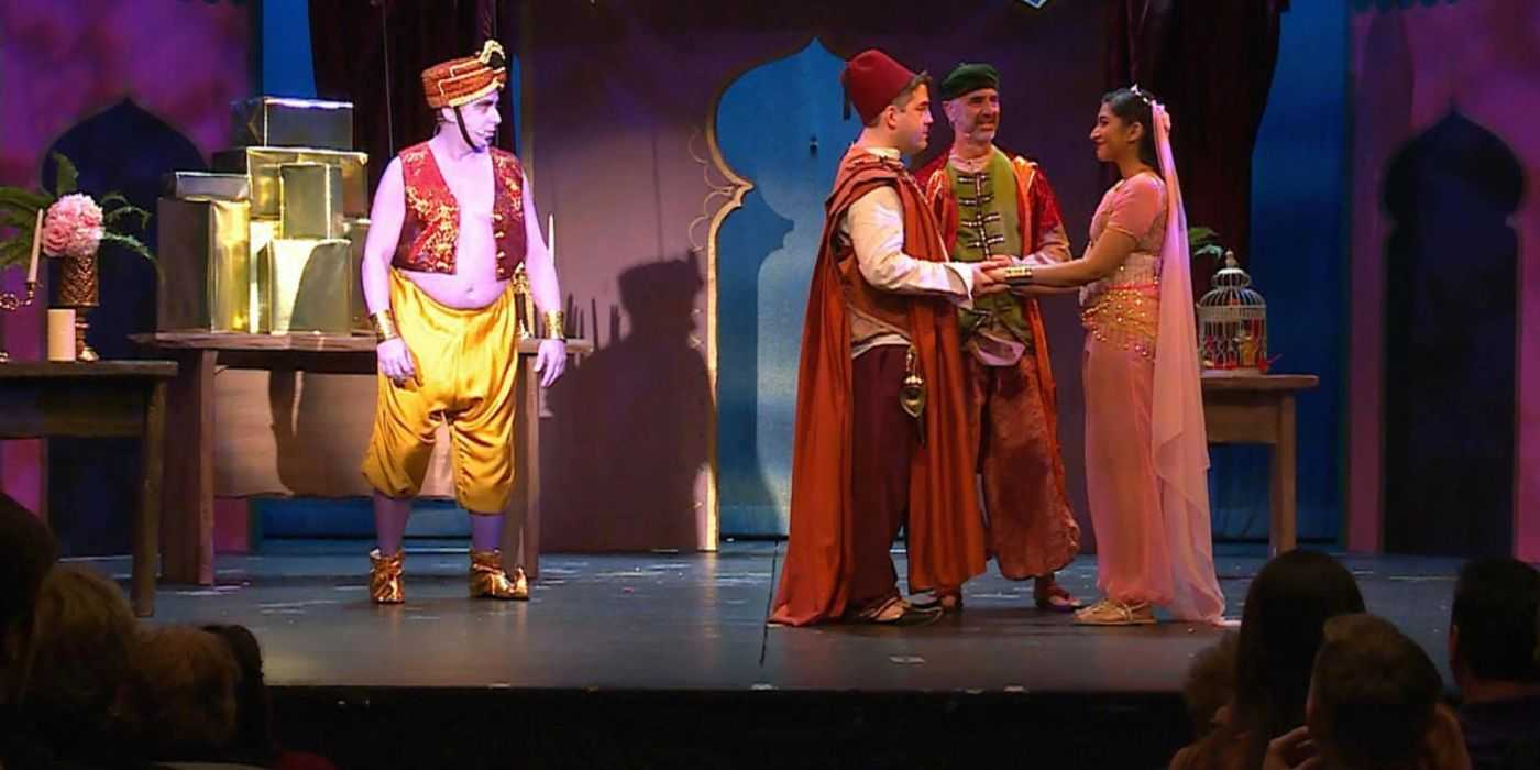 Joe spielt einen Geist in einem Aladdin-ähnlichen Stück in Impractical Jokers