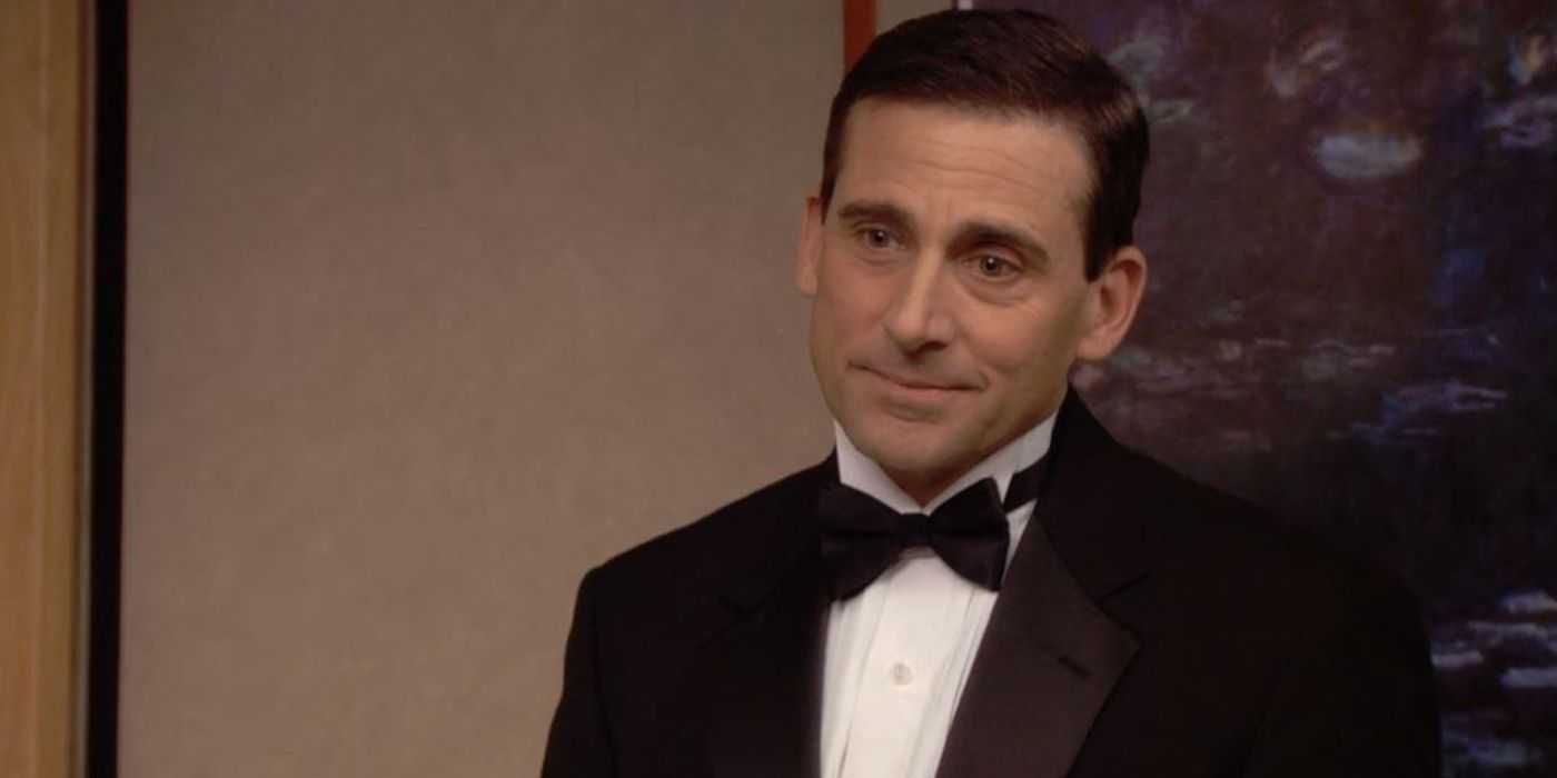 The Office で従業員を愛おしそうに見つめるマイケル・スコット