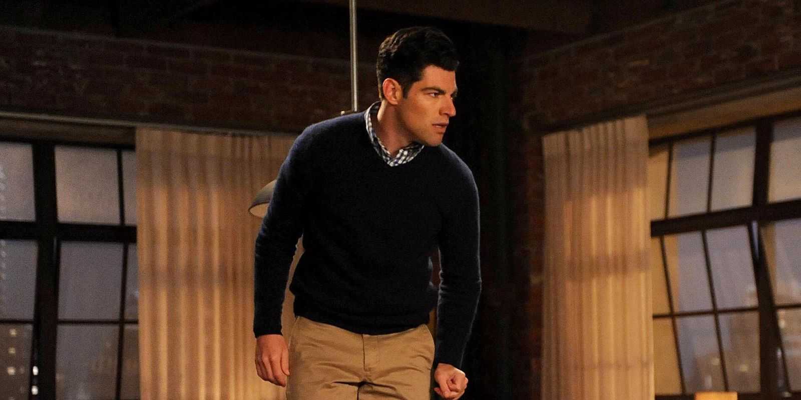Schmidt steht in New Girl auf einem Tisch
