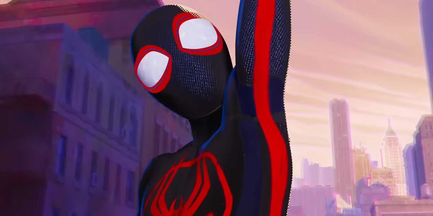 Miles Morales pasea por la ciudad en Across the Spider-Verse