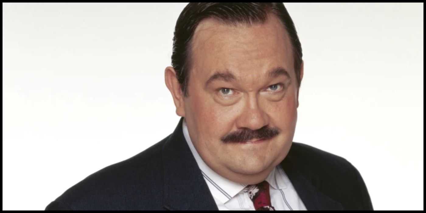 Roy Biggins interpretado por David Schramm en Wings
