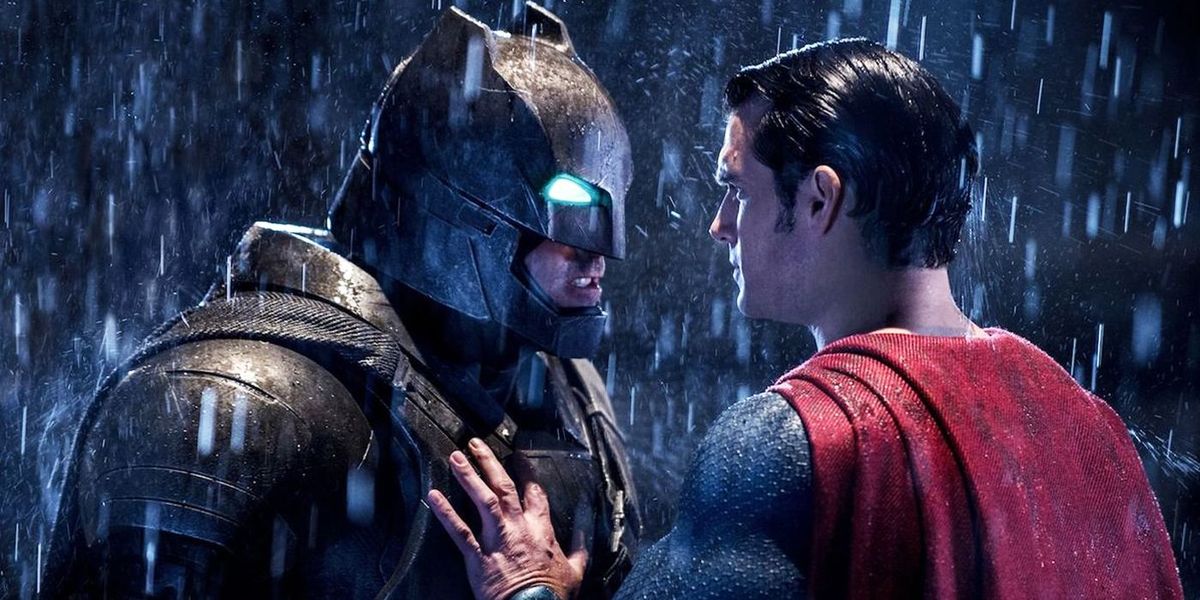Zack Snyder wiegt auf Fans, die sich über Batman gegen Supermans „Martha“-Moment lustig machen