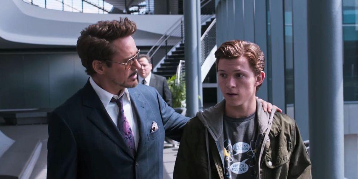 Robert Downey Jr. hat versucht, Tom Holland während seines Spider-Man-Vorsprechens zum Stolpern zu bringen