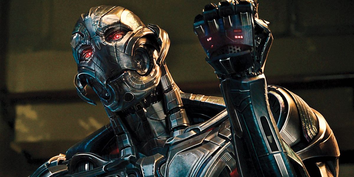 ジョス・ウェドンは人々がアベンジャーズ2を「理解していなかった」と主張した、とレイ・フィッシャーは言う