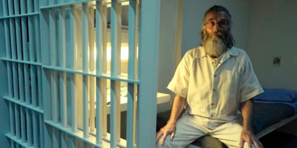 フィアー・ザ・ウォーキング・デッドの独占クリップがテディの刑務所の判決を再訪